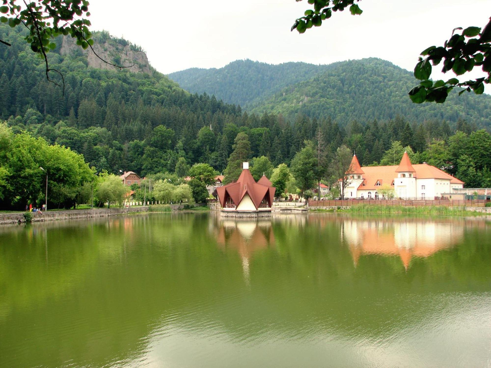 Villa Atriolum Бъйле Тушнад Екстериор снимка